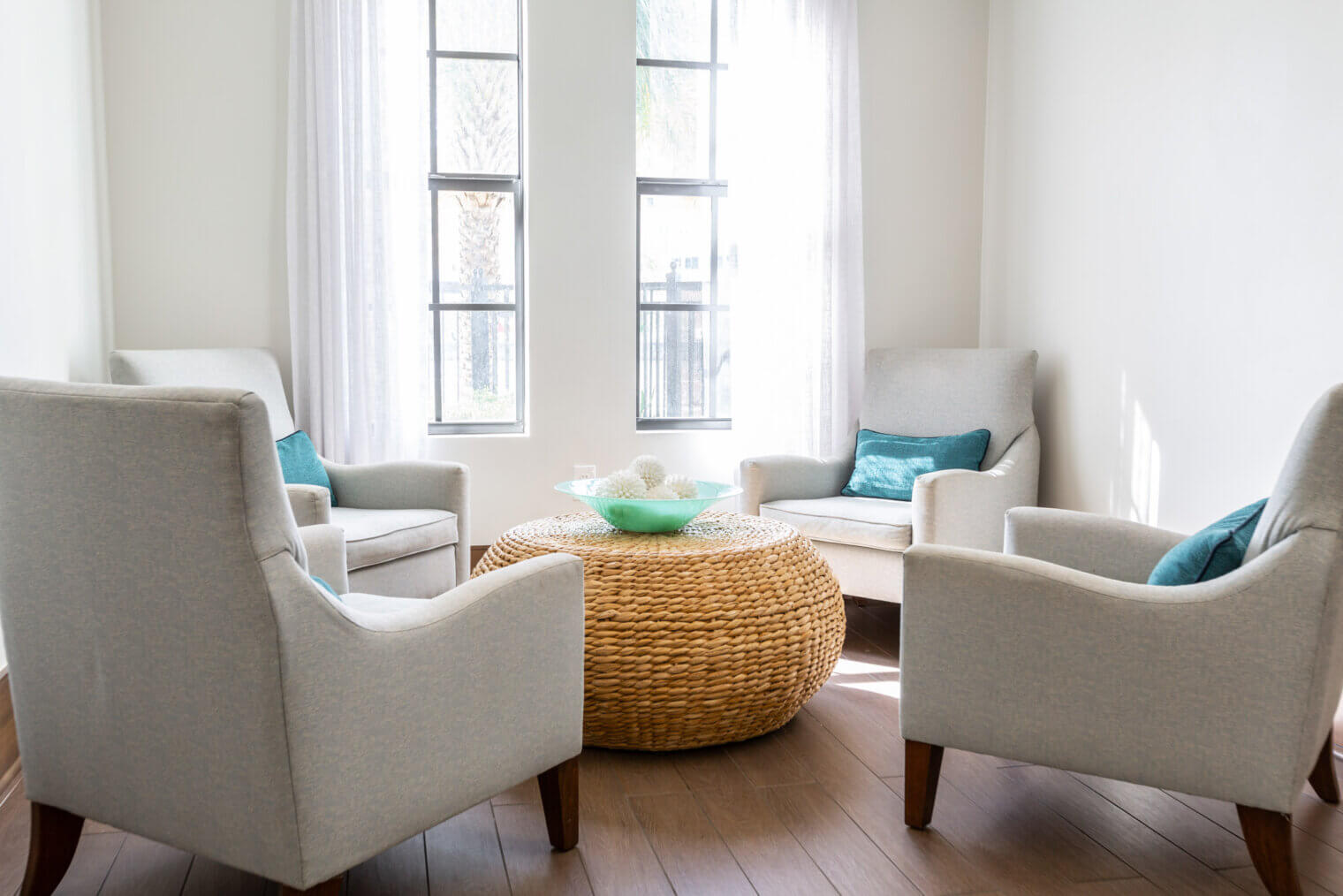 common are at 2bayshore apartments hyde park apartments for rent 007