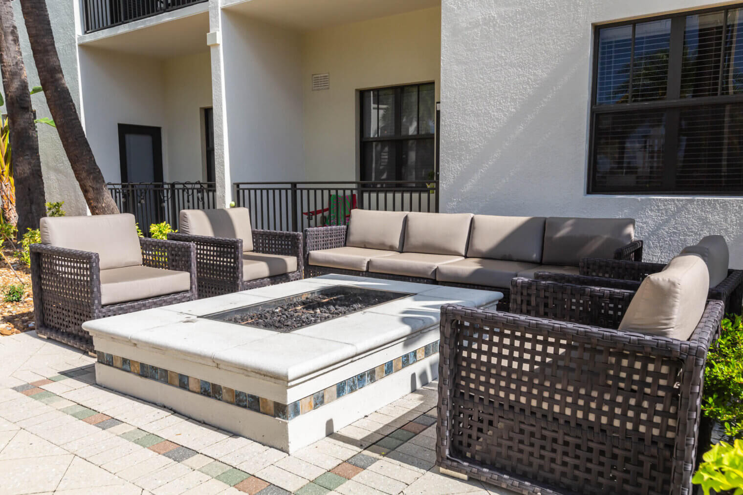 fire-pit at 2bayshore apartments south tampa 016